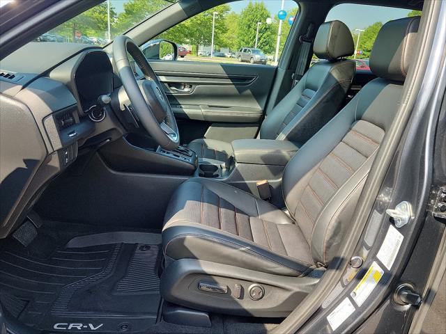 used 2025 Honda CR-V Hybrid car, priced at $39,900
