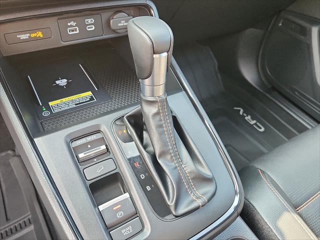 used 2025 Honda CR-V Hybrid car, priced at $39,900