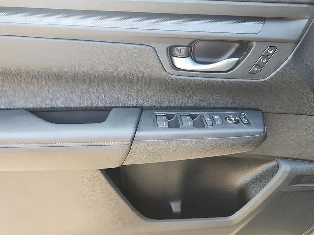 used 2025 Honda CR-V Hybrid car, priced at $39,900