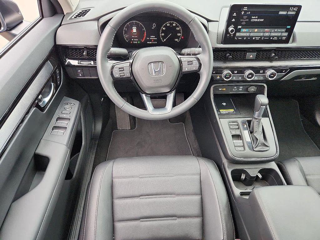 used 2025 Honda CR-V car, priced at $36,500