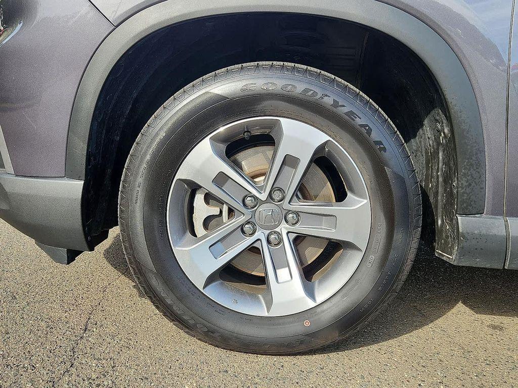 used 2025 Honda Pilot car, priced at $43,500
