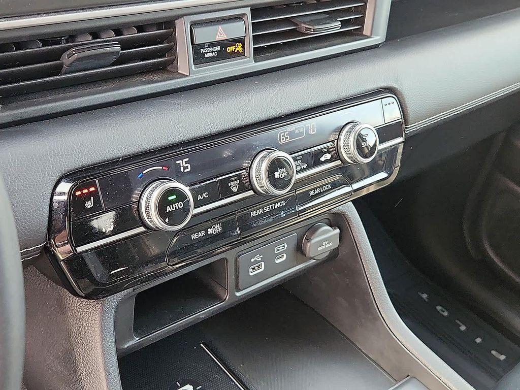 used 2025 Honda Pilot car, priced at $43,500