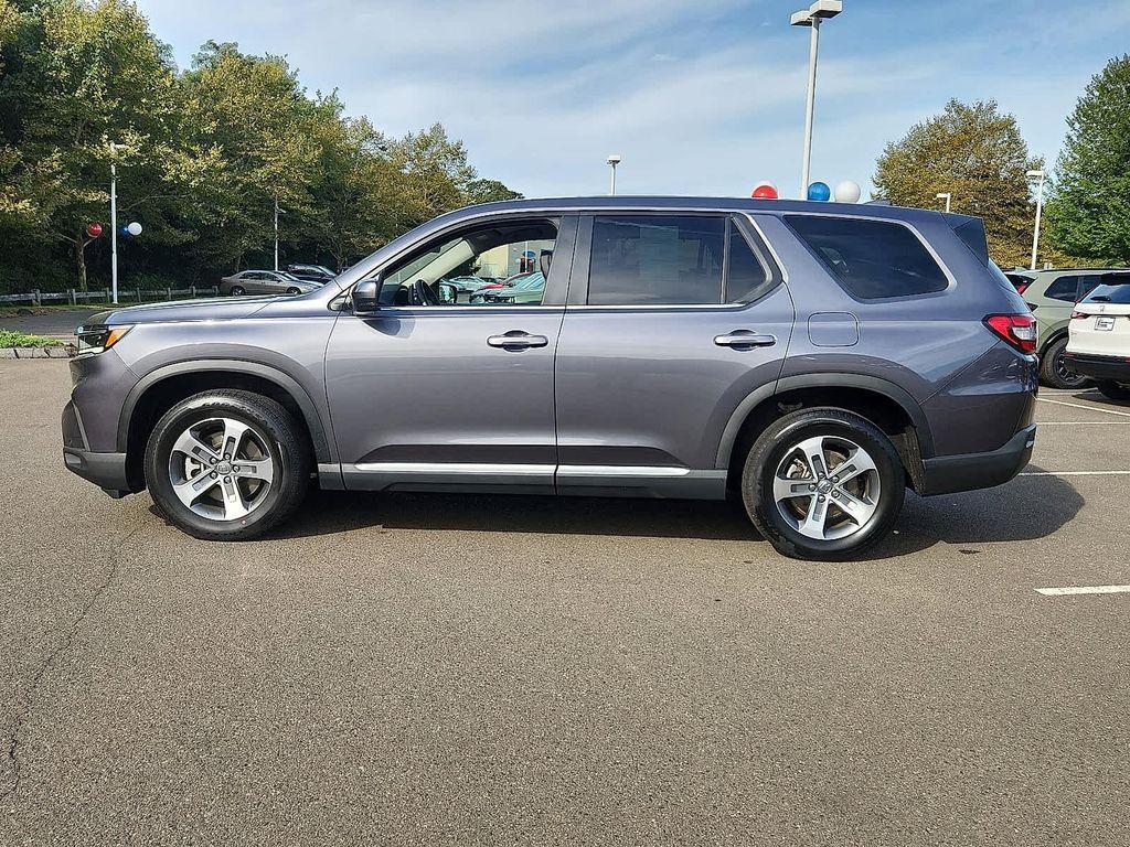 used 2025 Honda Pilot car, priced at $43,500
