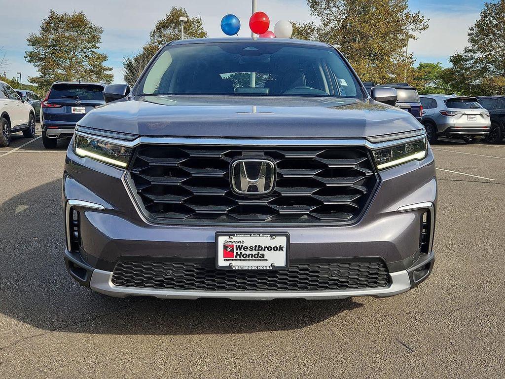 used 2025 Honda Pilot car, priced at $43,500