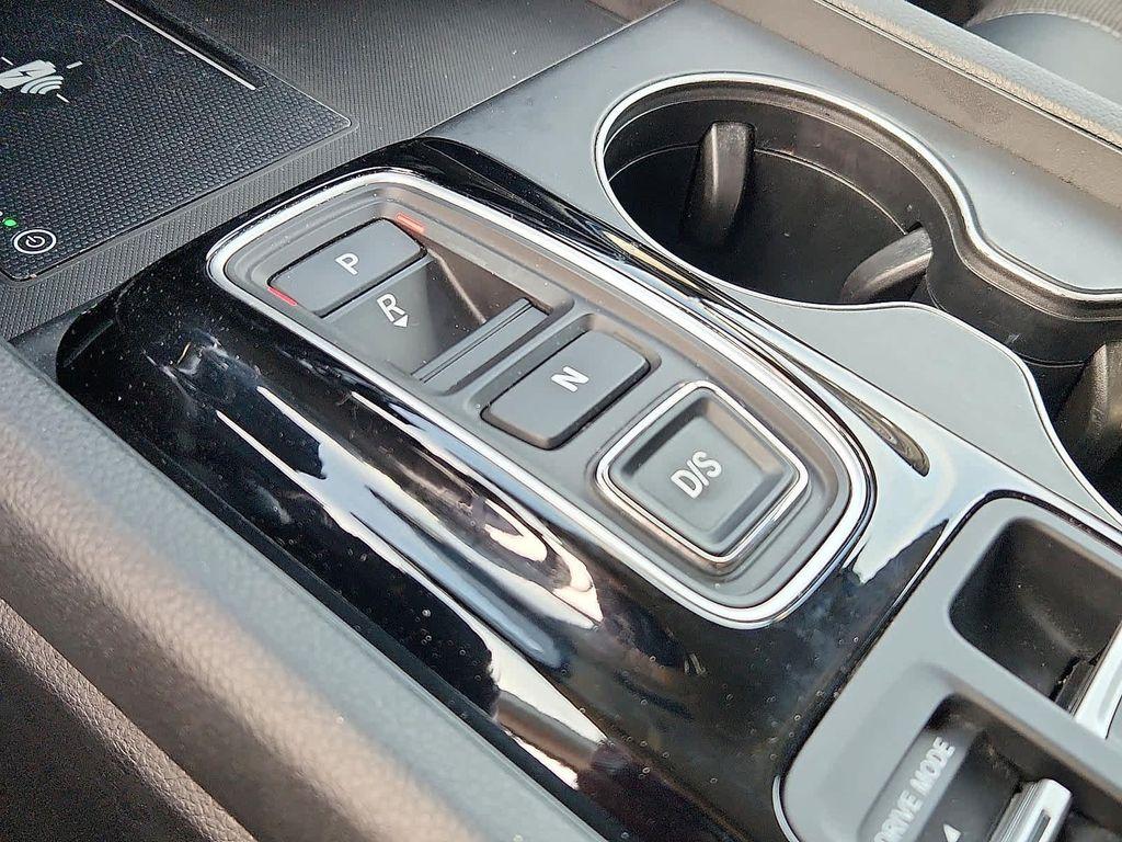 used 2025 Honda Pilot car, priced at $43,500