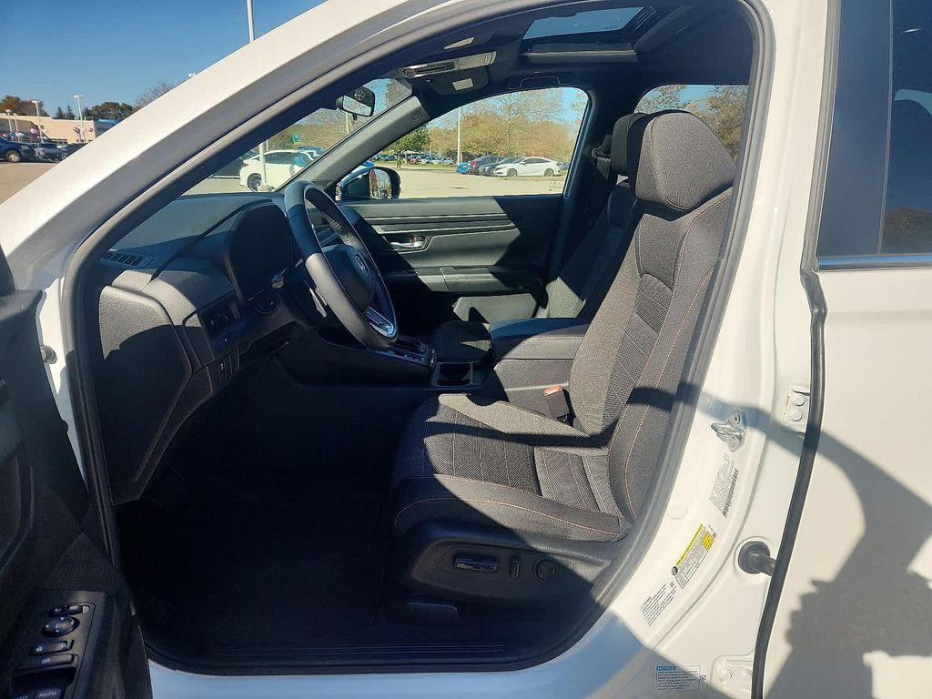 used 2023 Honda CR-V Hybrid car, priced at $31,900