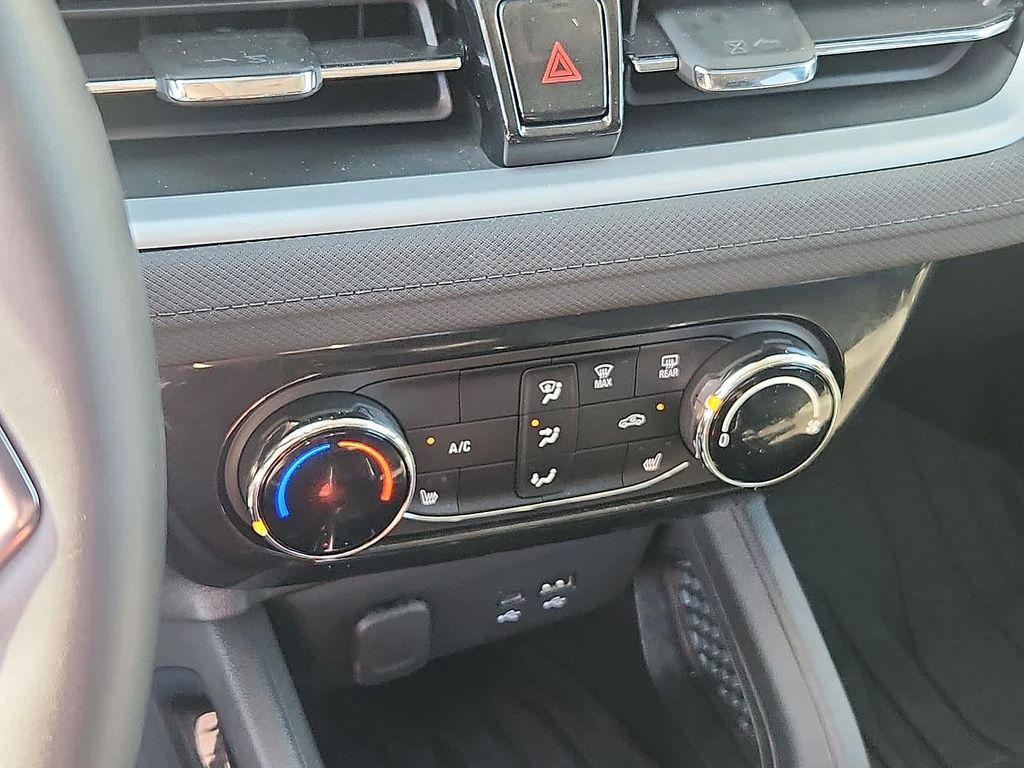 used 2024 Chevrolet TrailBlazer car, priced at $24,400