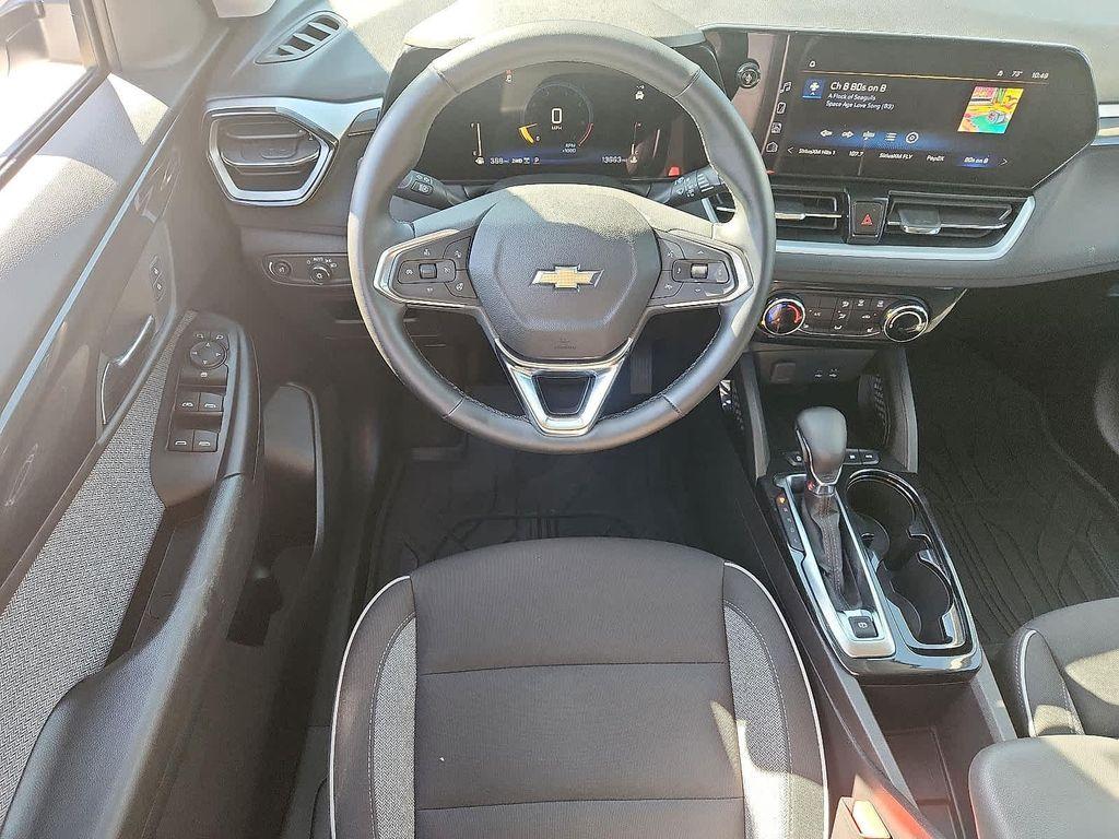 used 2024 Chevrolet TrailBlazer car, priced at $24,400