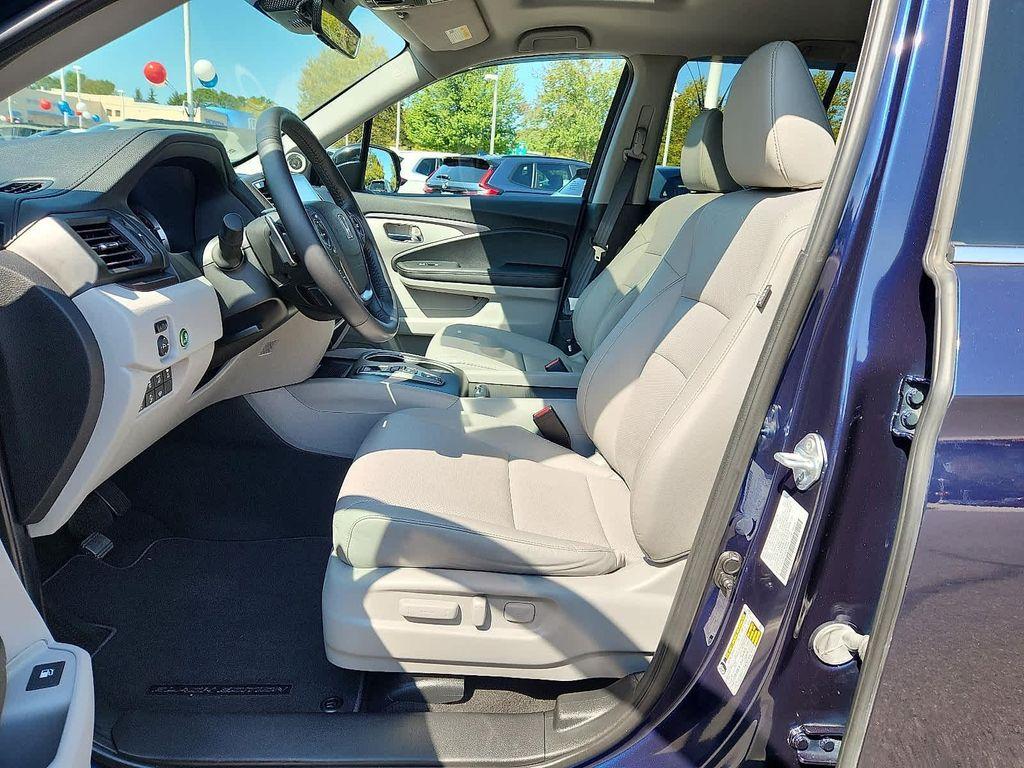 used 2022 Honda Ridgeline car, priced at $34,900