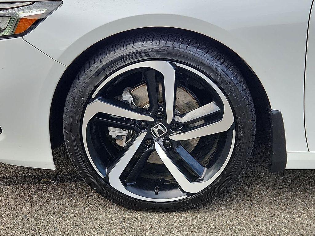 used 2022 Honda Accord Hybrid car, priced at $21,900