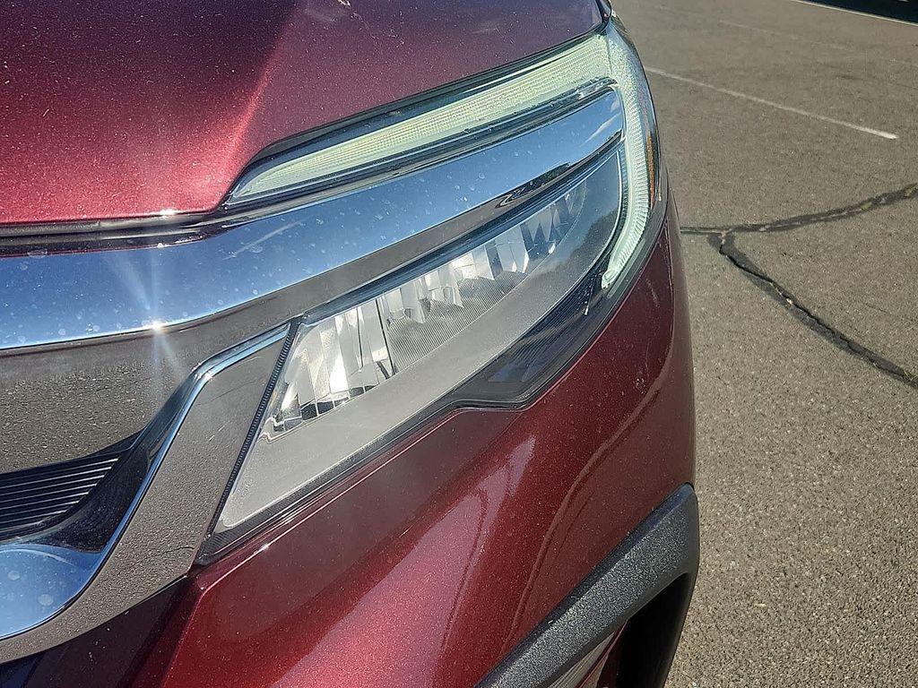 used 2021 Honda Pilot car, priced at $30,300