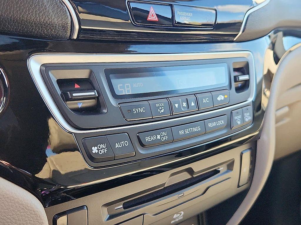 used 2021 Honda Pilot car, priced at $30,300