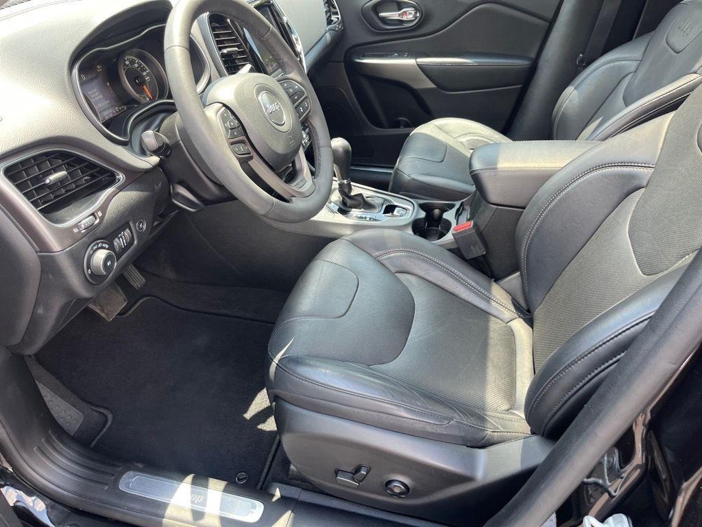 used 2021 Jeep Cherokee car, priced at $26,336
