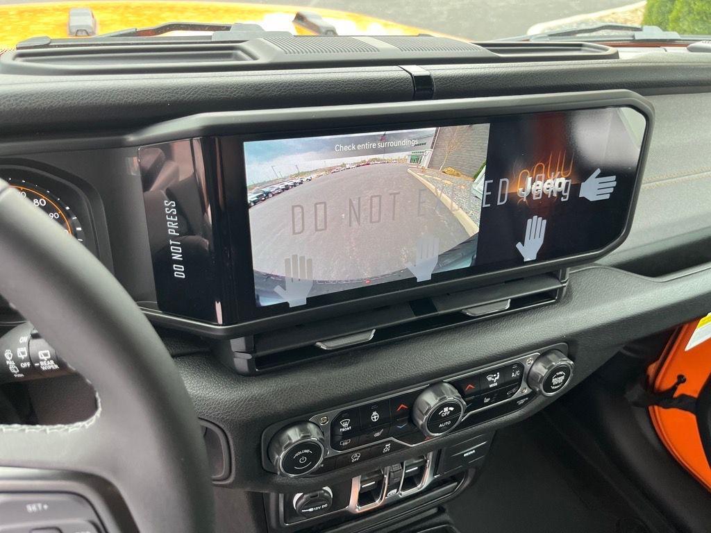 new 2025 Jeep Wrangler car, priced at $45,755