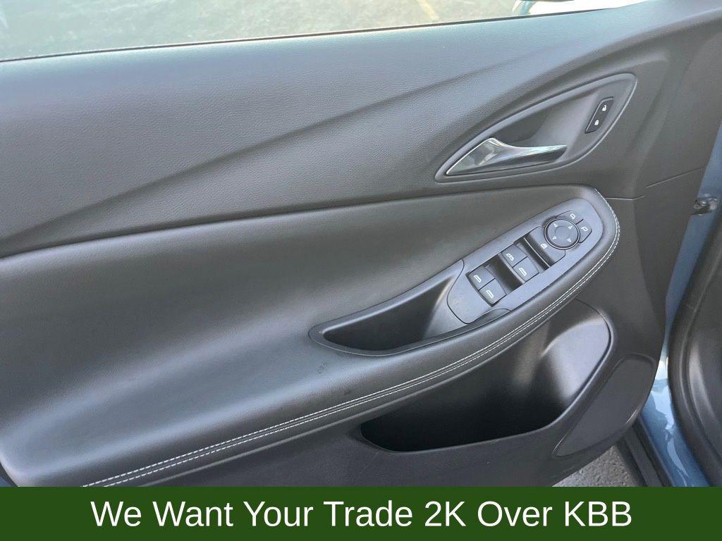 used 2025 Buick Encore GX car, priced at $24,185