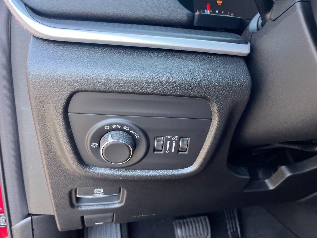 new 2025 Jeep Grand Cherokee L car, priced at $36,641