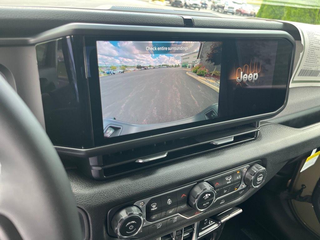 new 2025 Jeep Gladiator car, priced at $95,256
