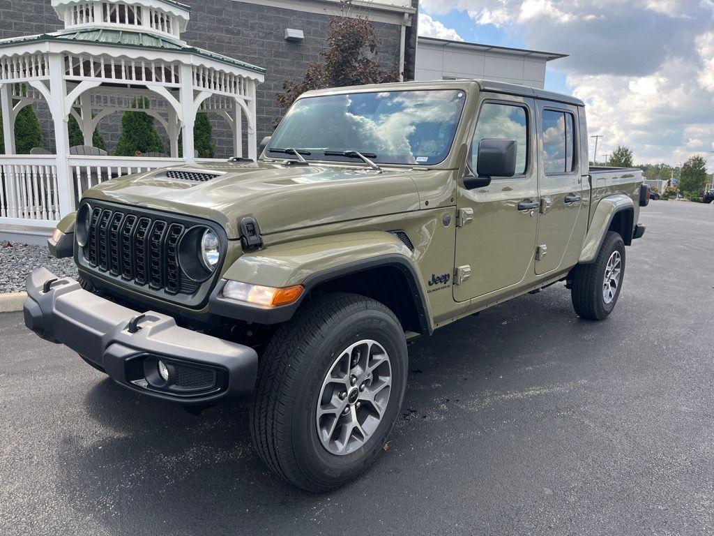 new 2025 Jeep Gladiator car, priced at $95,256