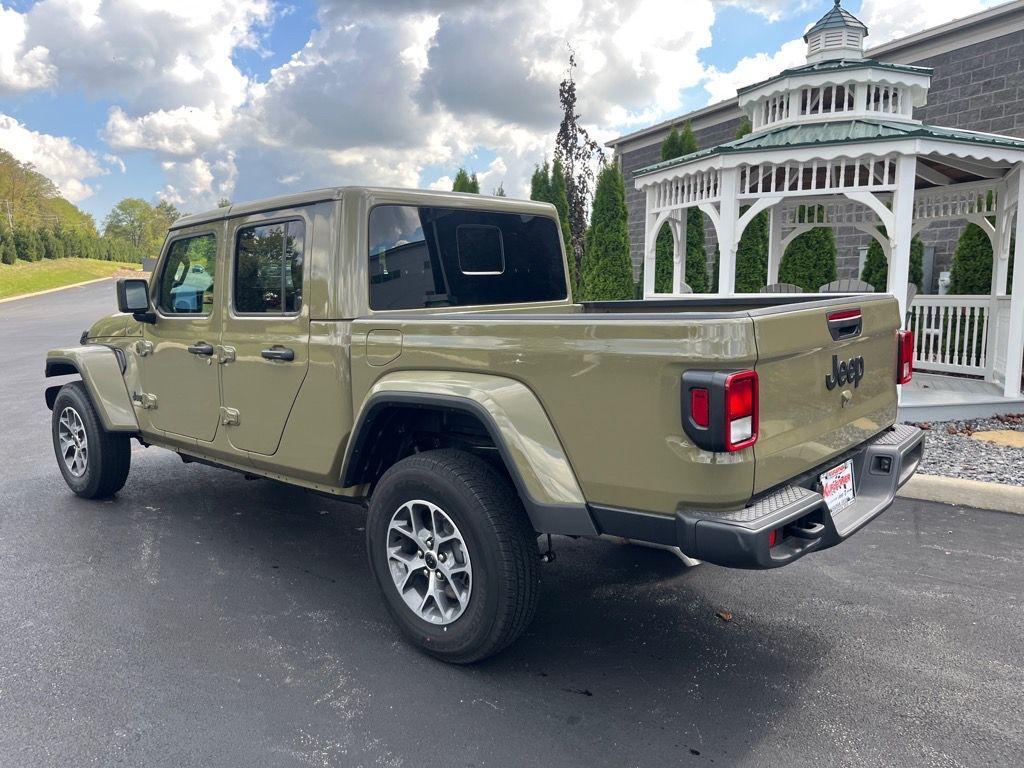 new 2025 Jeep Gladiator car, priced at $95,256