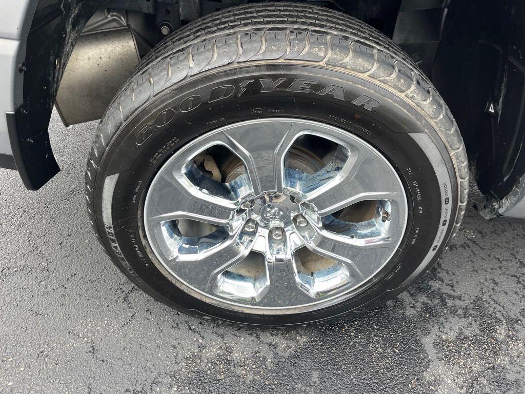 used 2022 Ram 1500 car, priced at $27,726