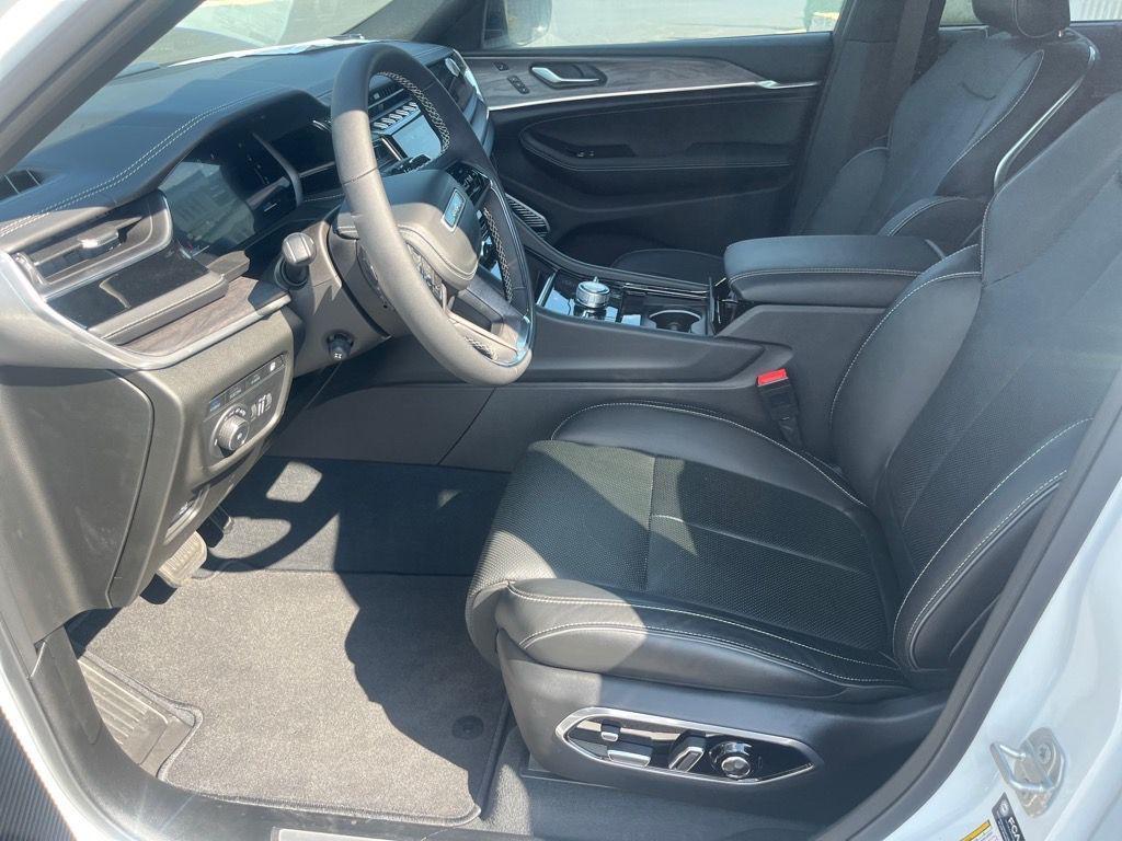 used 2023 Jeep Grand Cherokee 4xe car, priced at $41,210