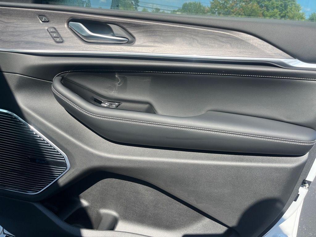 used 2023 Jeep Grand Cherokee 4xe car, priced at $41,210