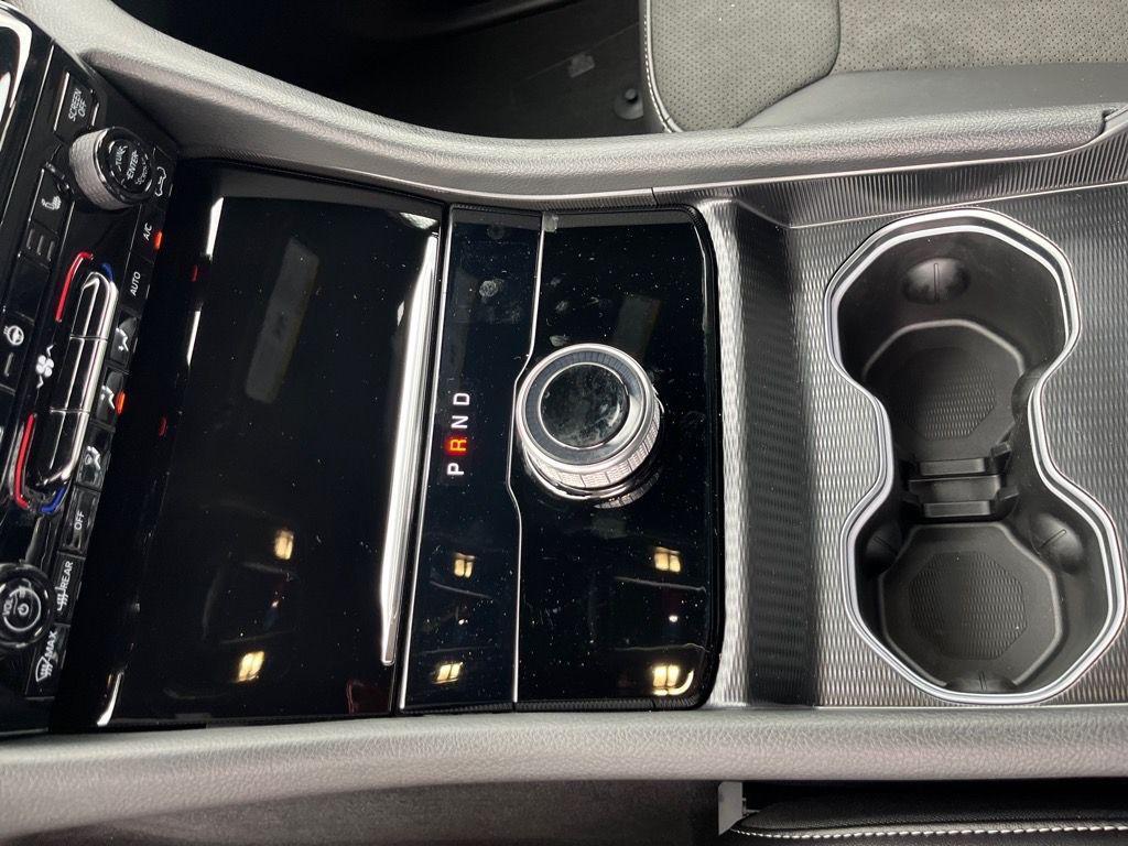 new 2025 Jeep Grand Cherokee L car, priced at $45,072