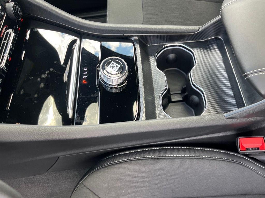 new 2025 Jeep Grand Cherokee car, priced at $40,777