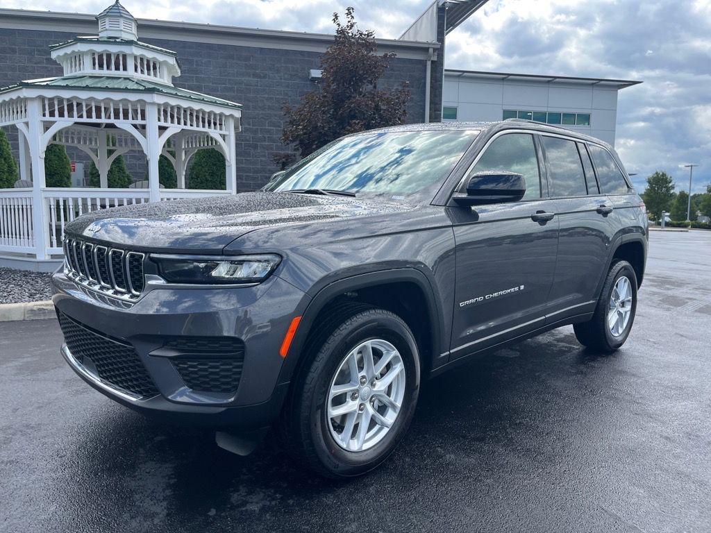 new 2025 Jeep Grand Cherokee car, priced at $40,777
