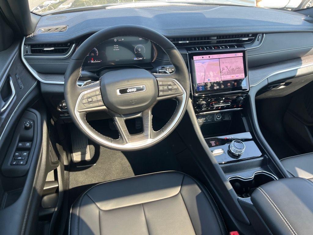 new 2025 Jeep Grand Cherokee L car, priced at $48,918