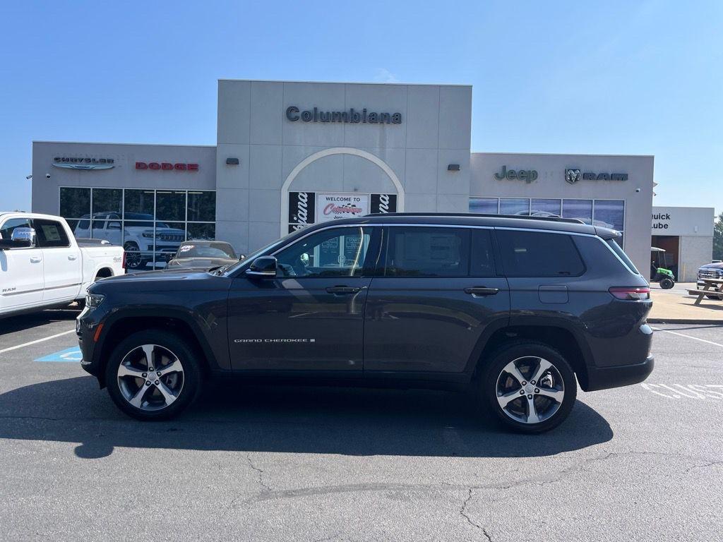 new 2025 Jeep Grand Cherokee L car, priced at $48,918