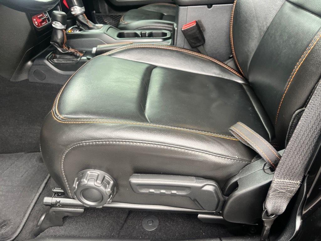 used 2021 Jeep Gladiator car, priced at $33,923