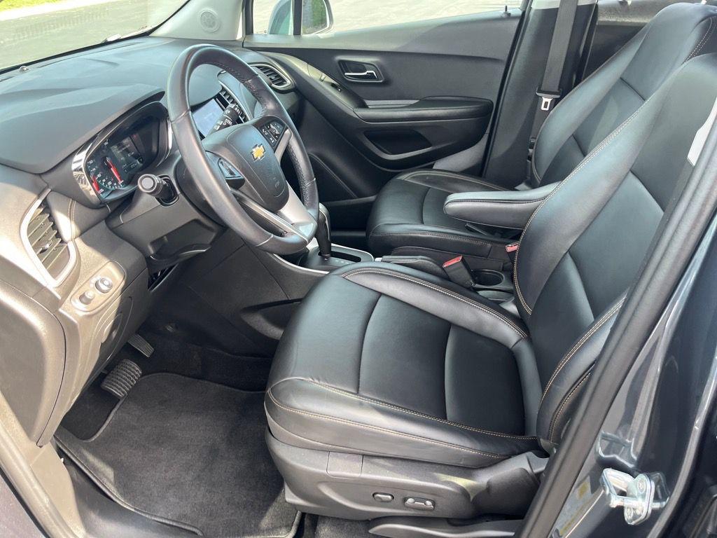 used 2022 Chevrolet Trax car, priced at $18,474