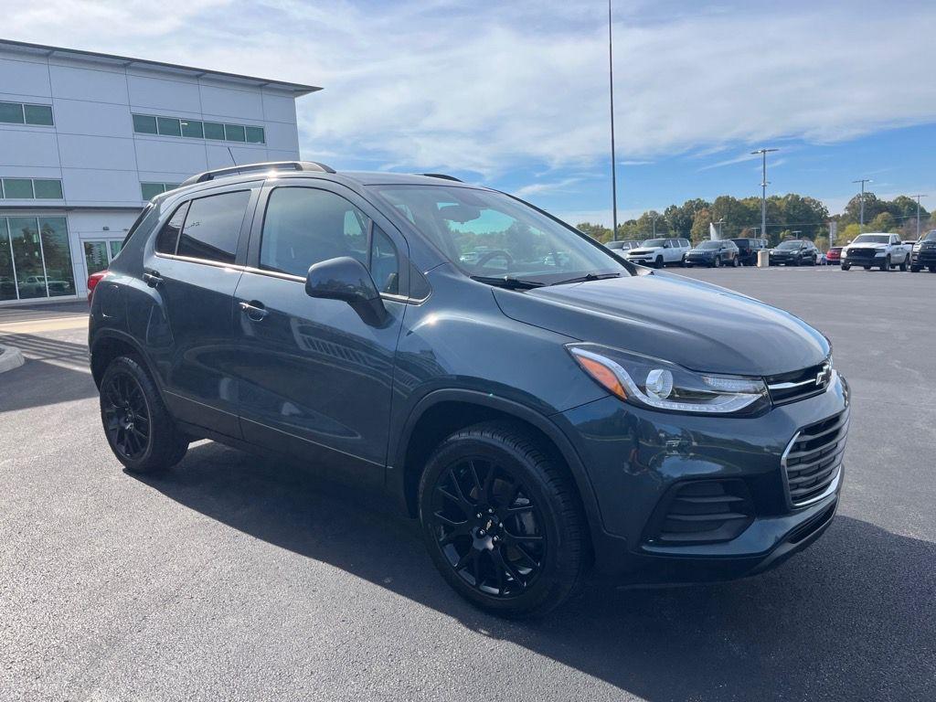 used 2022 Chevrolet Trax car, priced at $18,474
