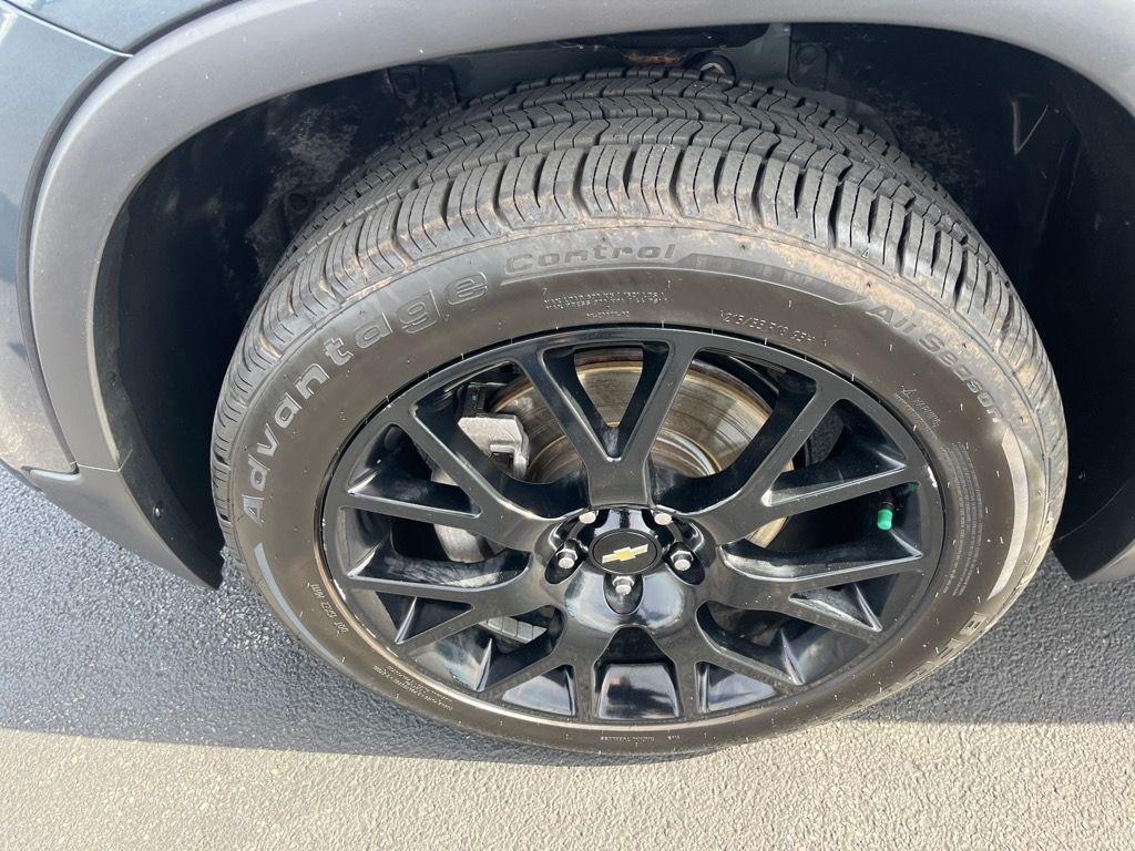 used 2022 Chevrolet Trax car, priced at $18,474