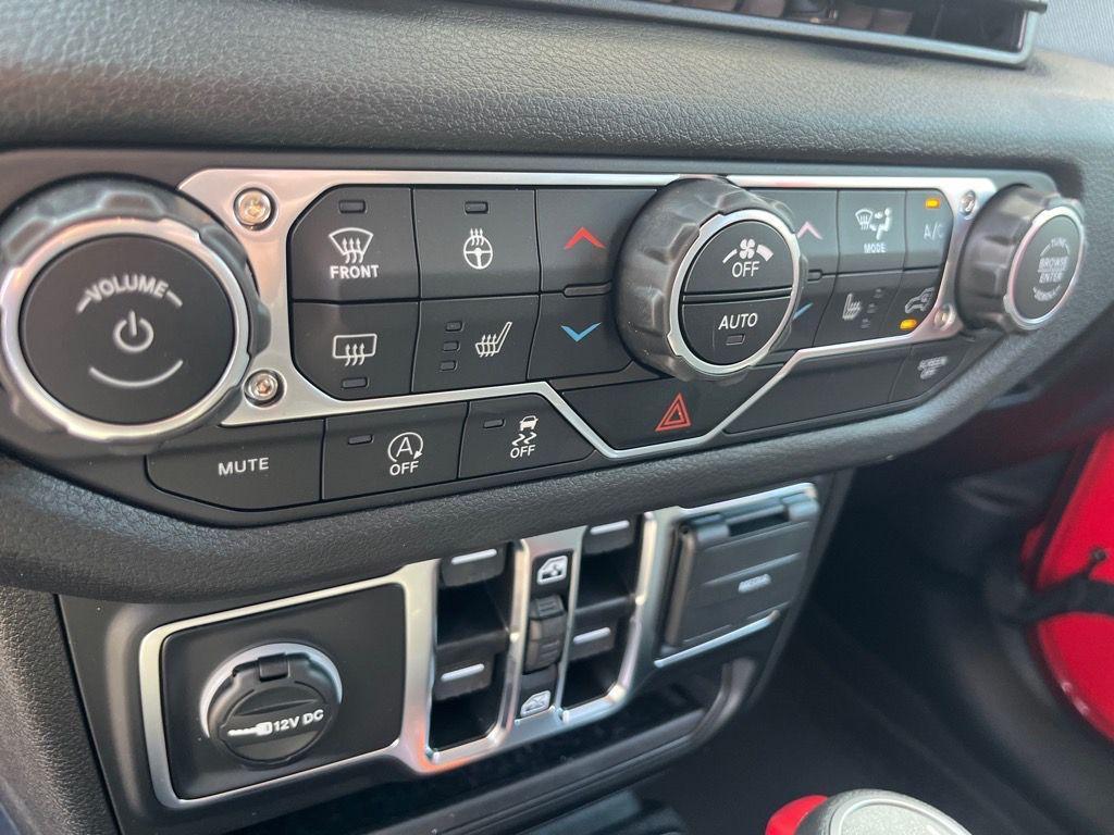 new 2025 Jeep Wrangler car, priced at $47,799