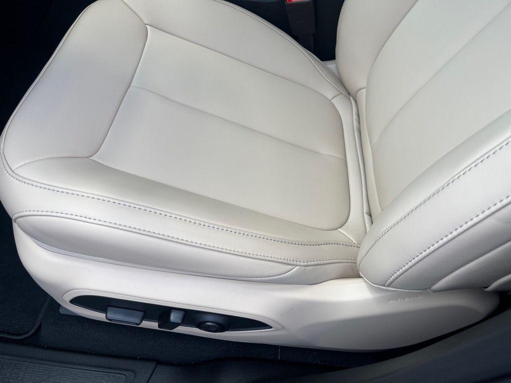 new 2025 Jeep Grand Cherokee car, priced at $43,509