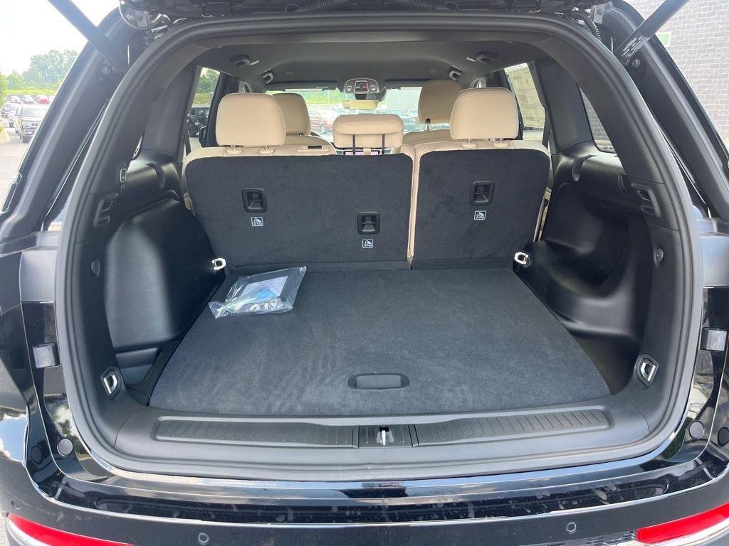 new 2025 Jeep Grand Cherokee car, priced at $43,509