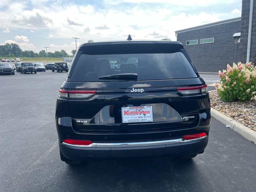 new 2025 Jeep Grand Cherokee car, priced at $43,509