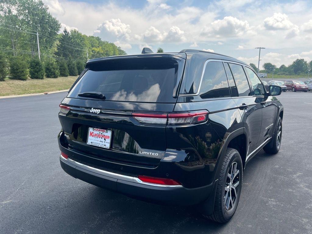 new 2025 Jeep Grand Cherokee car, priced at $43,509