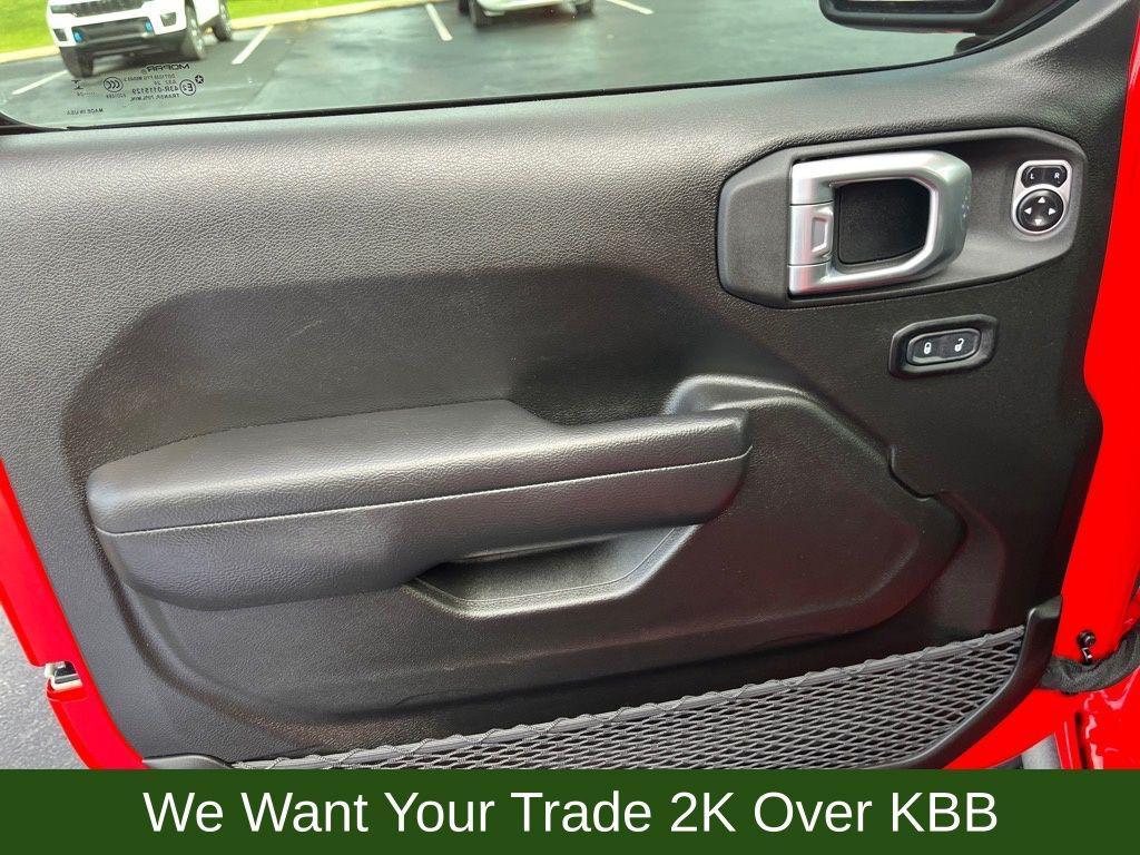 used 2024 Jeep Gladiator car, priced at $40,477