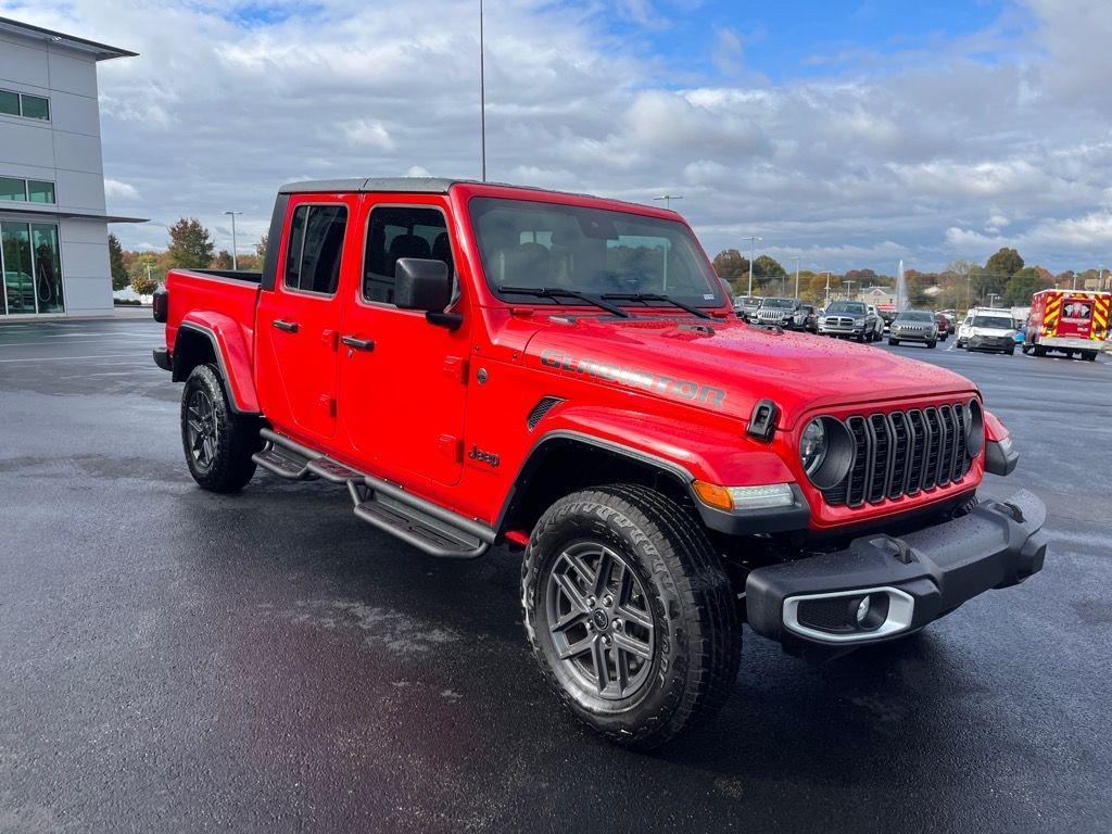 used 2024 Jeep Gladiator car, priced at $40,477
