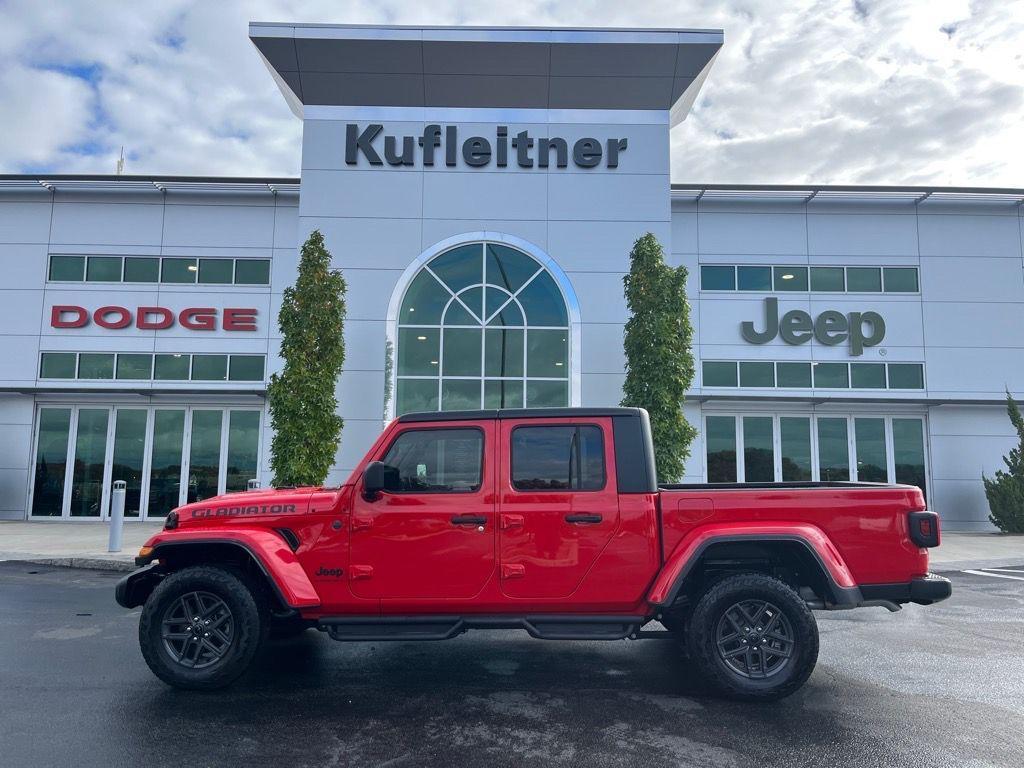 used 2024 Jeep Gladiator car, priced at $40,477