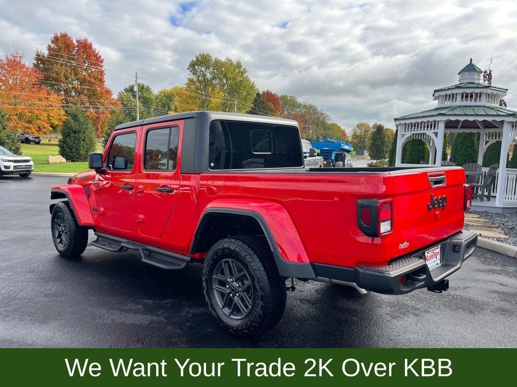 used 2024 Jeep Gladiator car, priced at $40,477