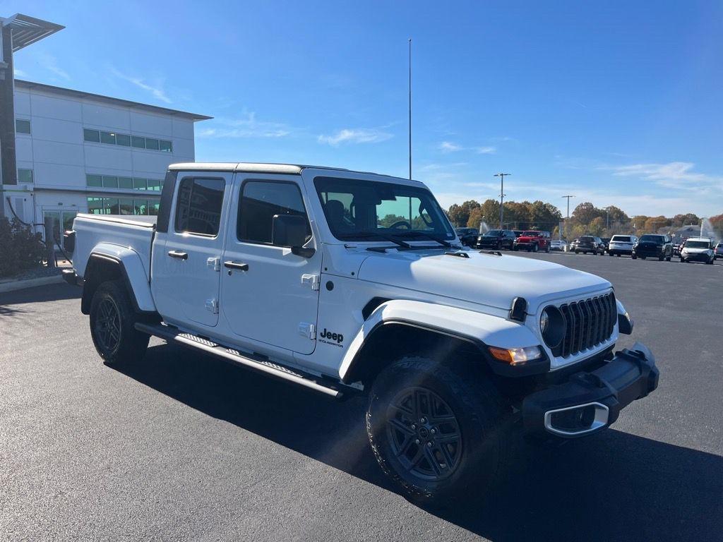 used 2024 Jeep Gladiator car, priced at $36,889