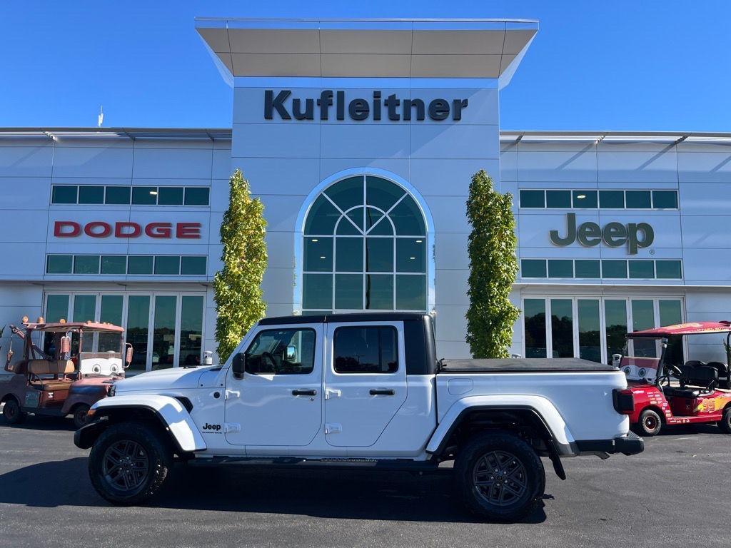 used 2024 Jeep Gladiator car, priced at $36,889