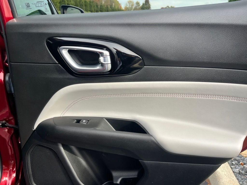 used 2022 Jeep Compass car, priced at $26,193