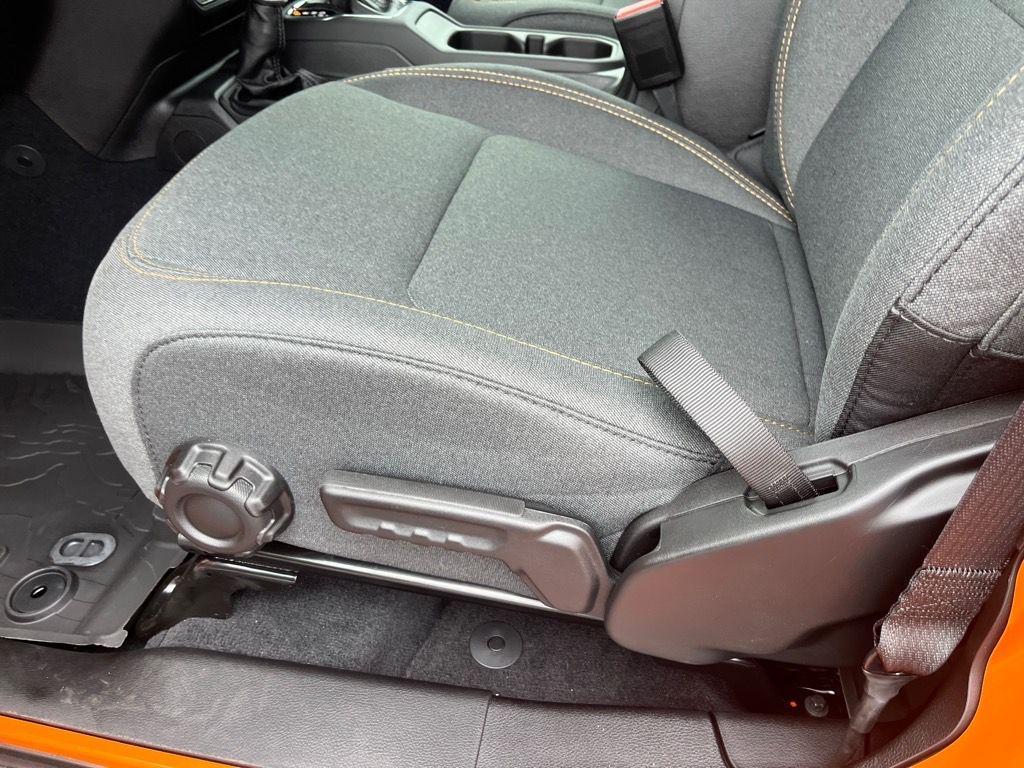 new 2025 Jeep Wrangler car, priced at $45,581