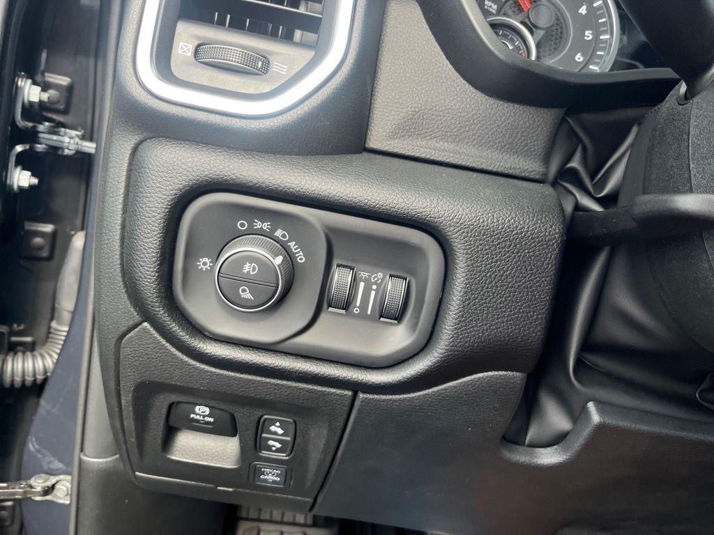 new 2026 Ram 1500 car, priced at $59,621