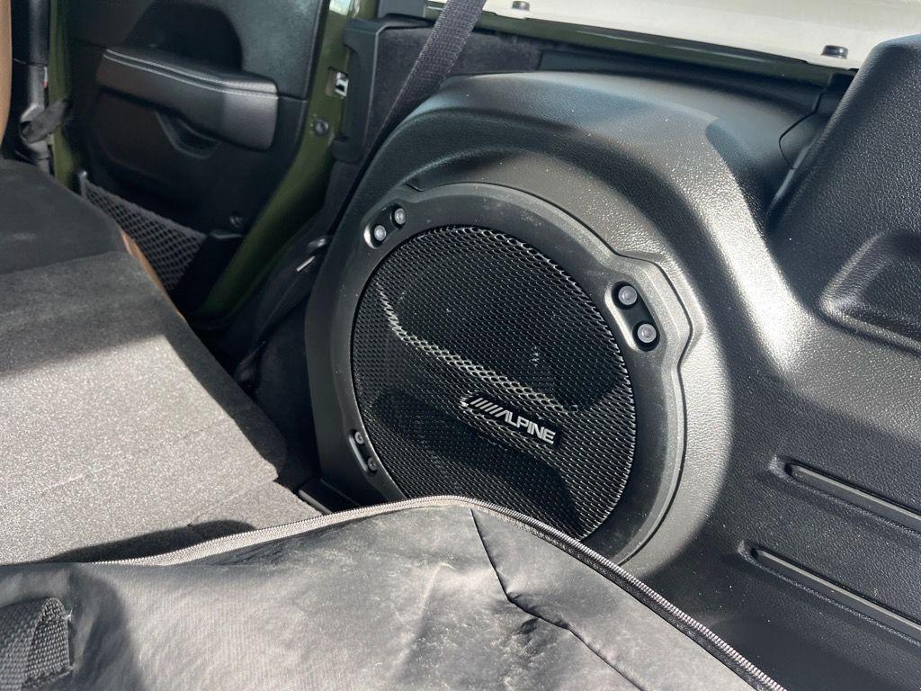 used 2021 Jeep Wrangler Unlimited car, priced at $31,098
